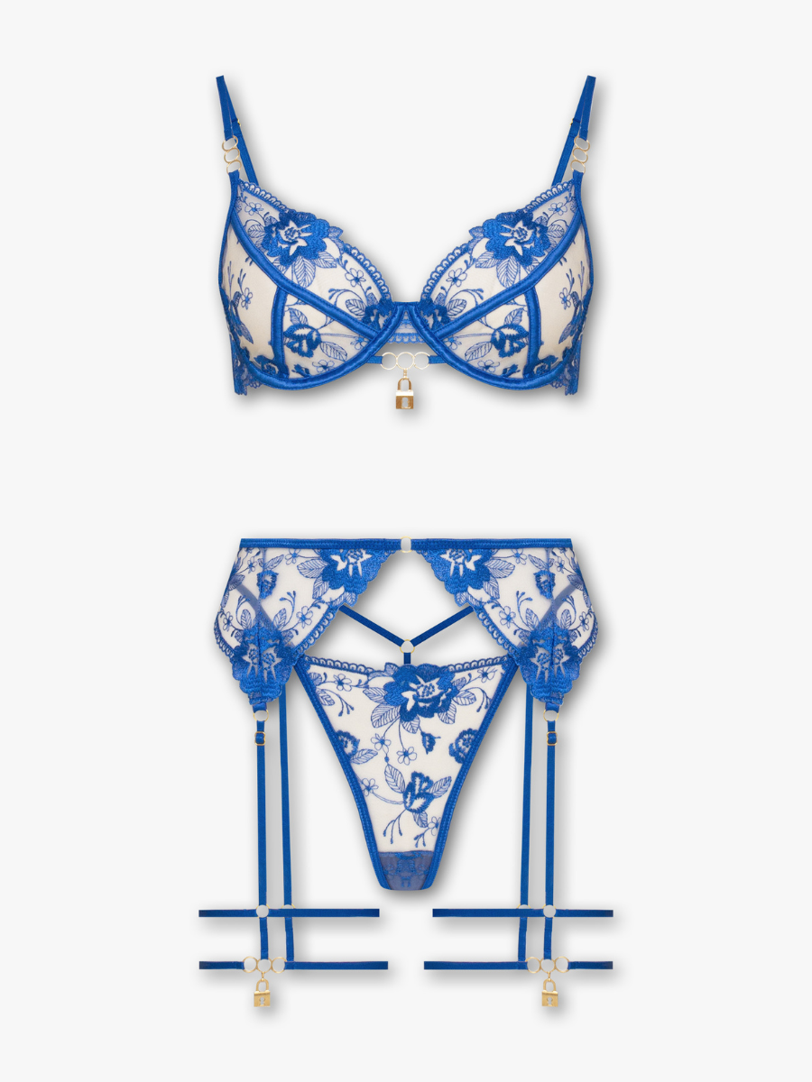 https://cdn.shopify.com/s/files/1/0770/1007/5987/files/Mockup_Eliza_Blue.png?v=1753256038