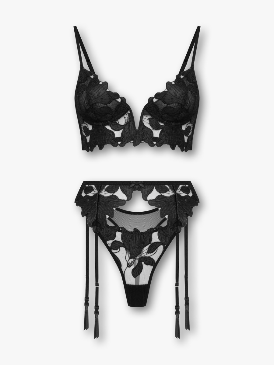 https://cdn.shopify.com/s/files/1/0770/1007/5987/files/Mockup_Liliana_Black.png?v=1753699723