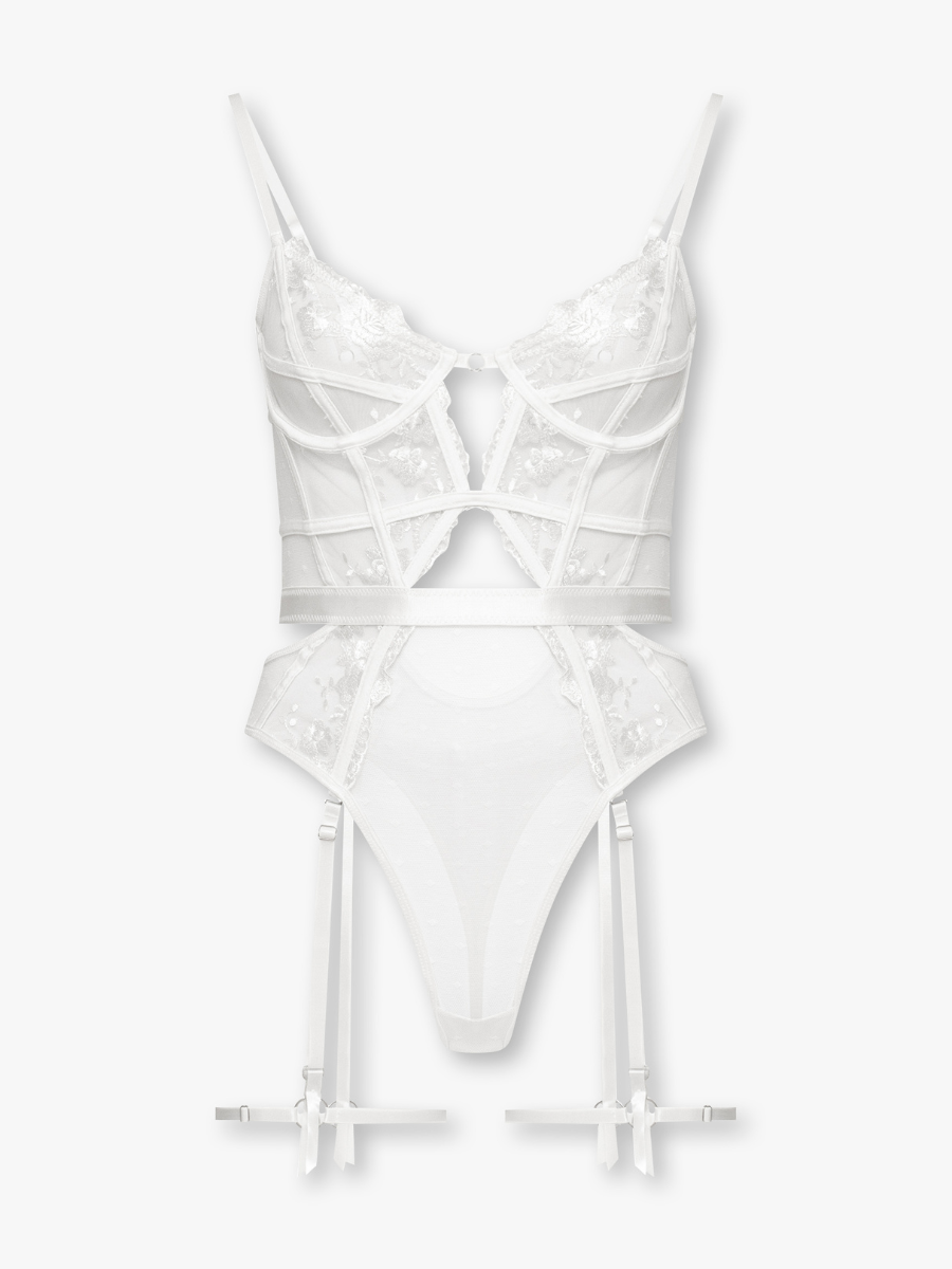 https://cdn.shopify.com/s/files/1/0770/1007/5987/files/Mockup_Natalia_White.png?v=1753256111